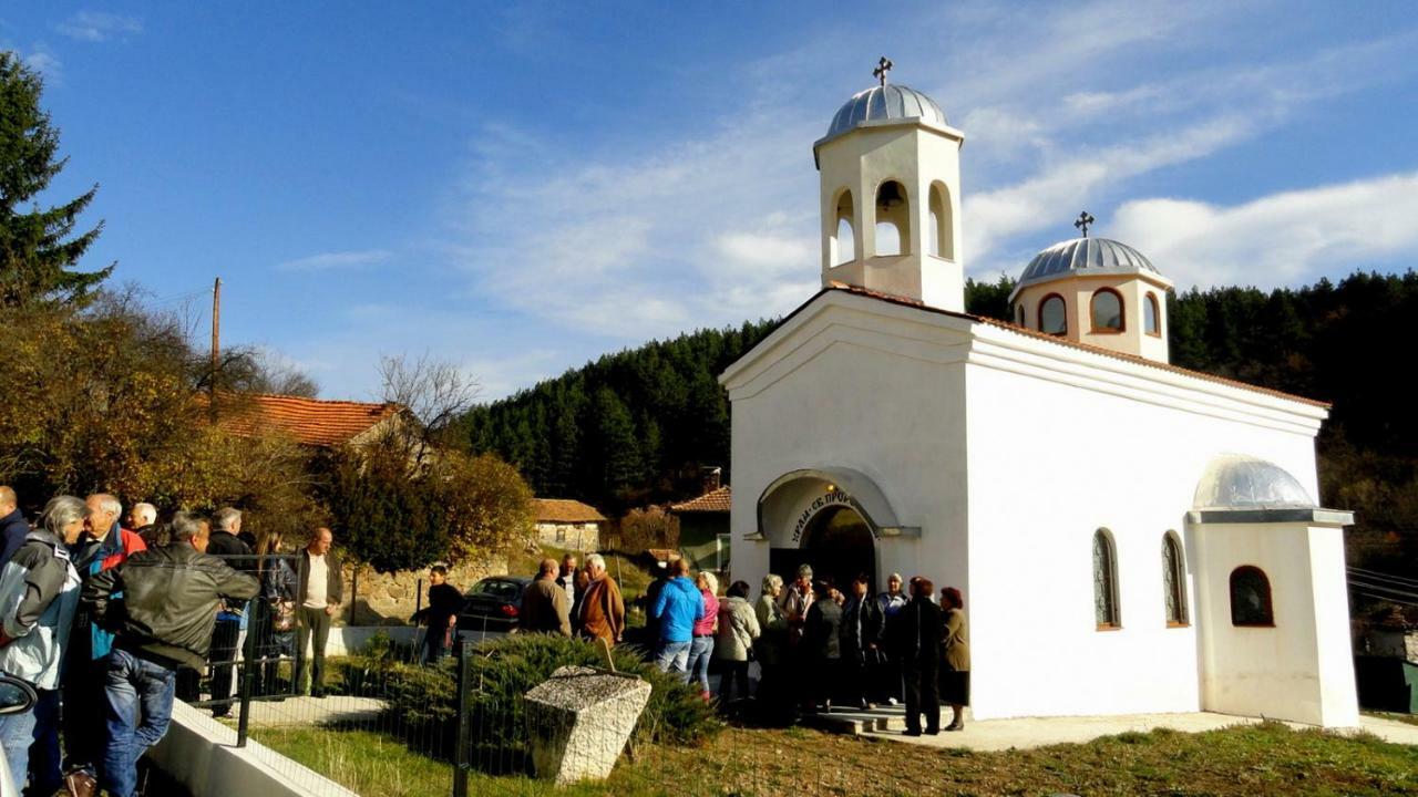 Hotel Aleksievata Kashta Gurgulyat Экстерьер фото
