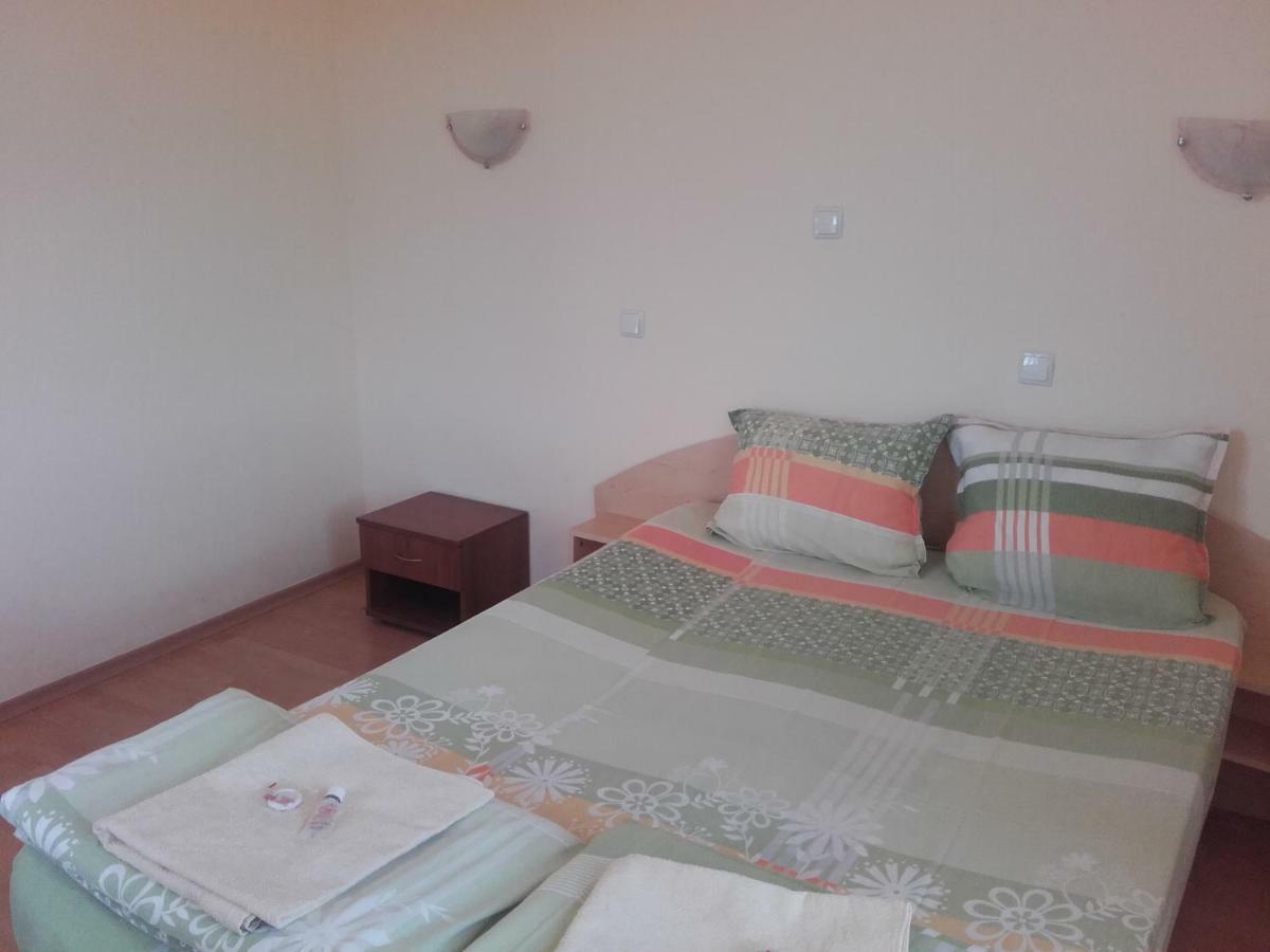 Hotel Aleksievata Kashta Gurgulyat Экстерьер фото